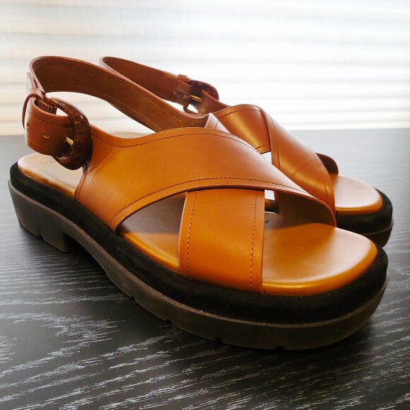 Vince Helena Leather Slingback Sandals - Picture 2 of 3